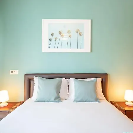 דירה Sunny With Very Spacious Terrace קסקאיס