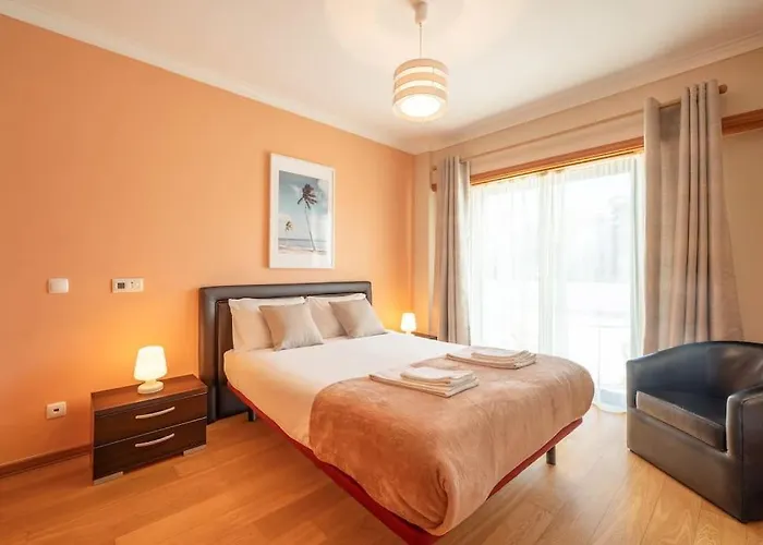Sunny With Very Spacious Terrace *